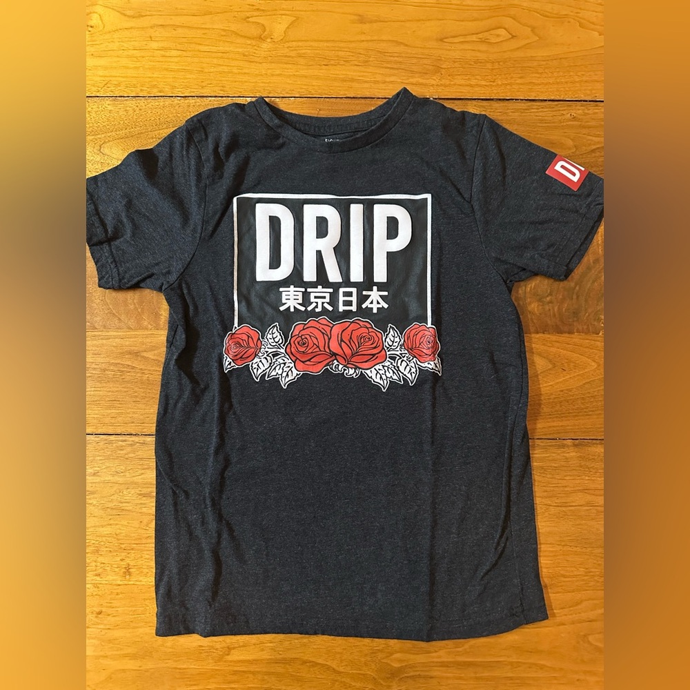 Boys Drip Graphic Shirt w Rose Eighty Eight Graphic Tee Size 10/12 Black